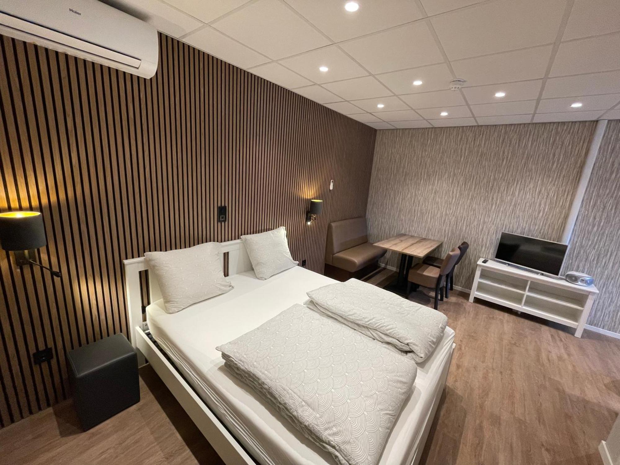 Residence De Kaaipoort Appartementen 阿尔登堡 外观 照片